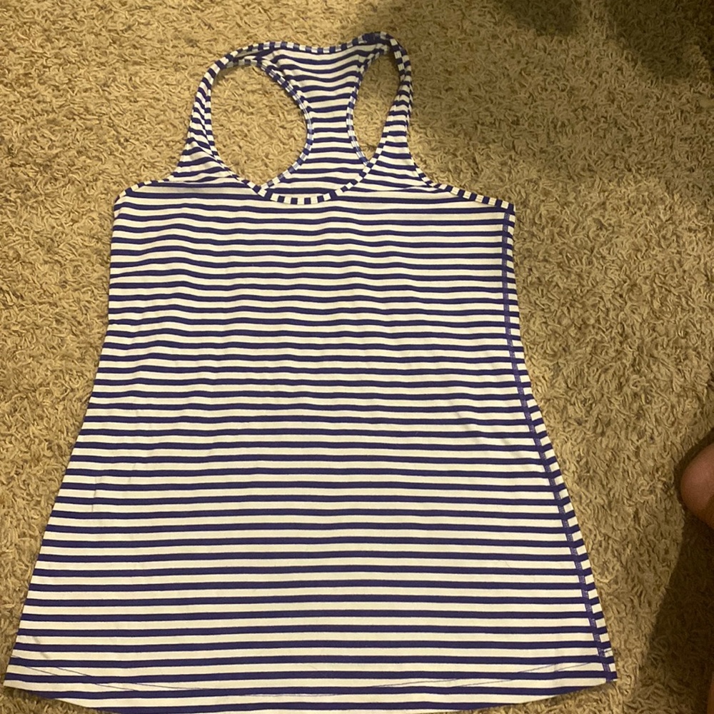 Lululemon tank